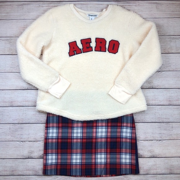 Vineyard Vines Winter Wool Plaid Skirt | Size 2 - Picture 12 of 12